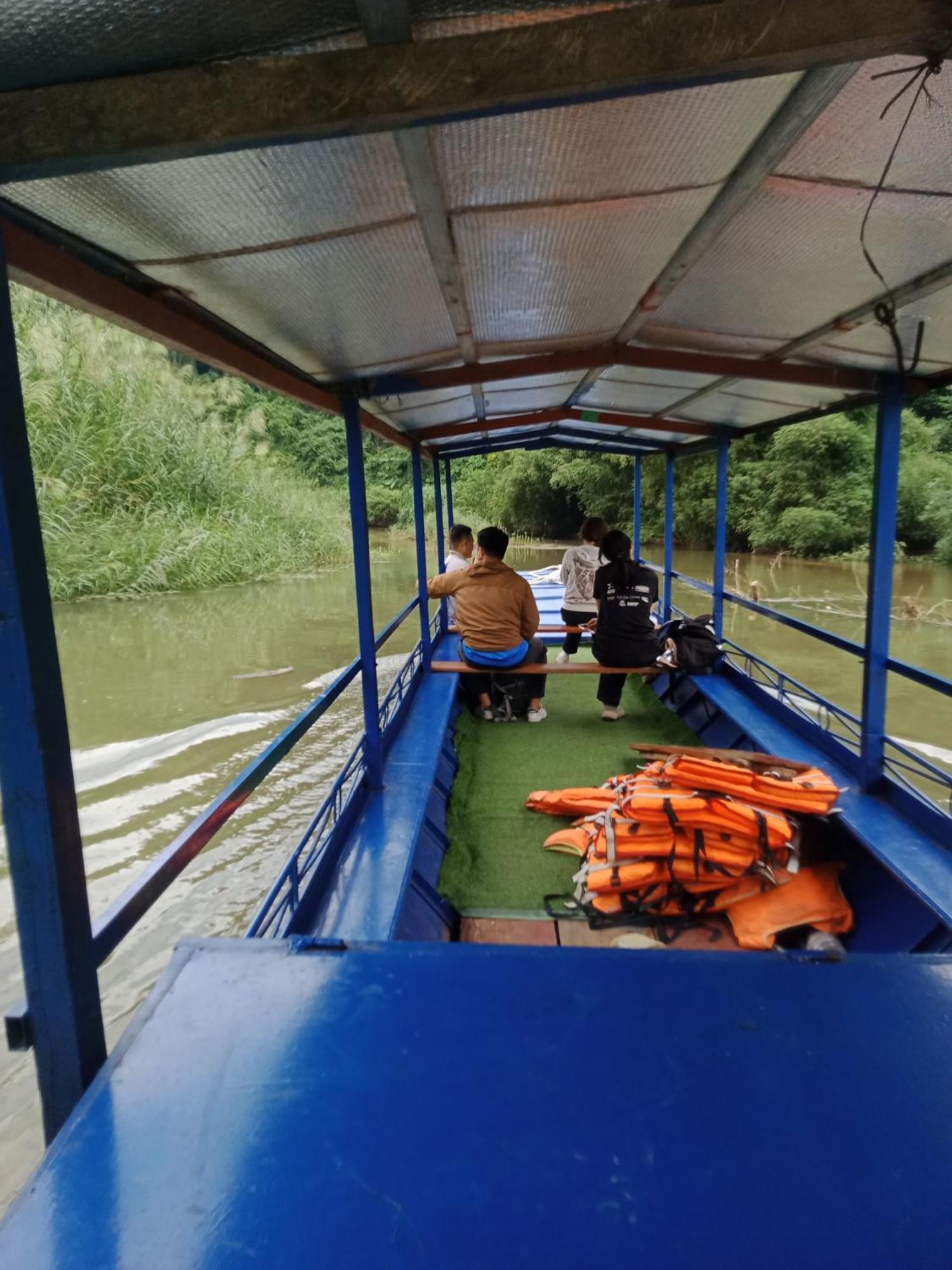 Tran Xuan Homestay Ba Be 外观 照片
