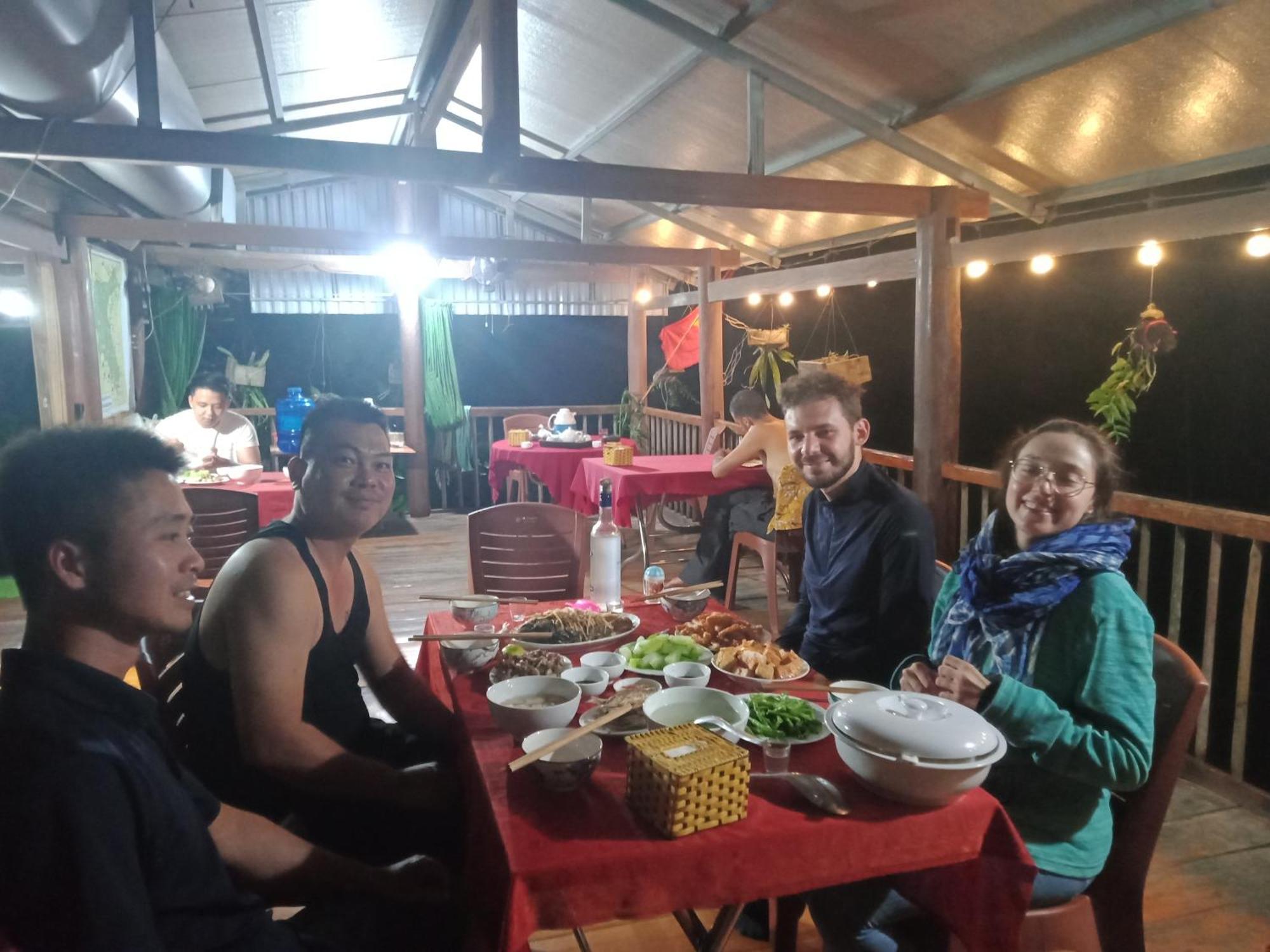 Tran Xuan Homestay Ba Be 外观 照片
