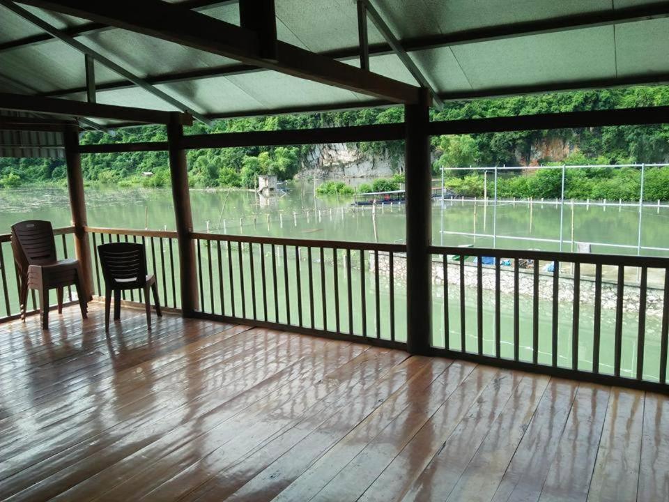 Tran Xuan Homestay Ba Be 外观 照片